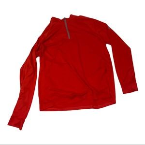 Under Armor Half Zip Pullover Has Wear!